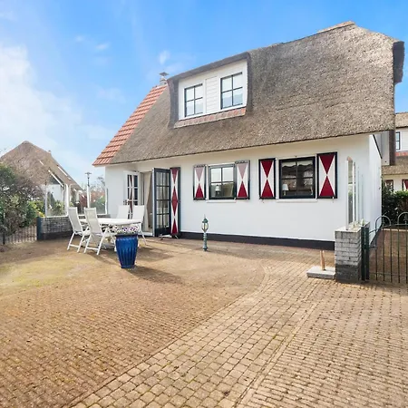 Scenic Waterside Retreat * Callantsoog