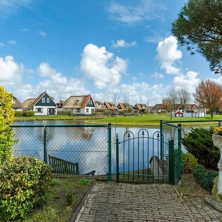 Scenic Waterside Retreat * Callantsoog
